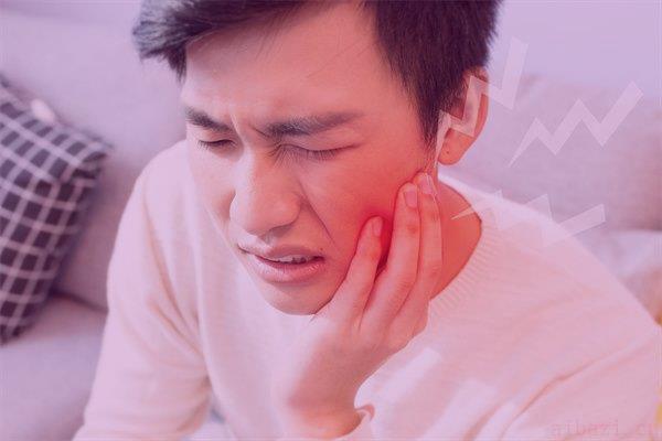 壁上土命男人的命运性格
